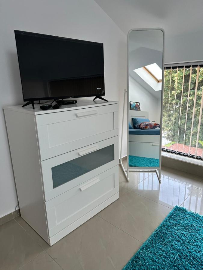 Blue Central Apartment Veliko Tŭrnovo Exterior foto