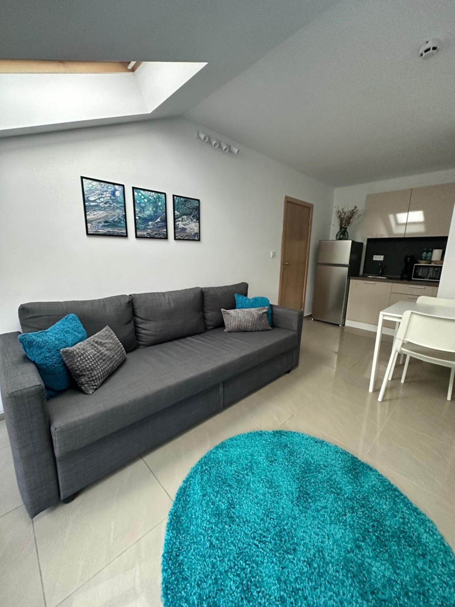 Blue Central Apartment Veliko Tŭrnovo Exterior foto